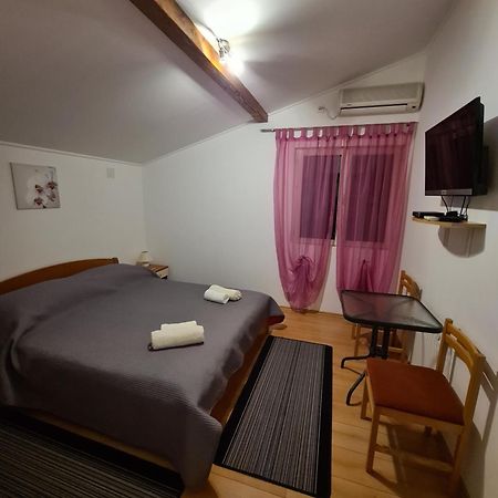 Camp Krka Hotel Lozovac Eksteriør billede