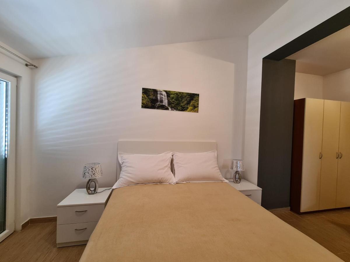 Camp Krka Hotel Lozovac Eksteriør billede