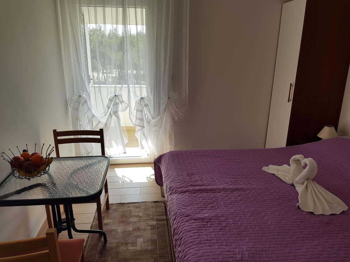 Camp Krka Hotel Lozovac Eksteriør billede